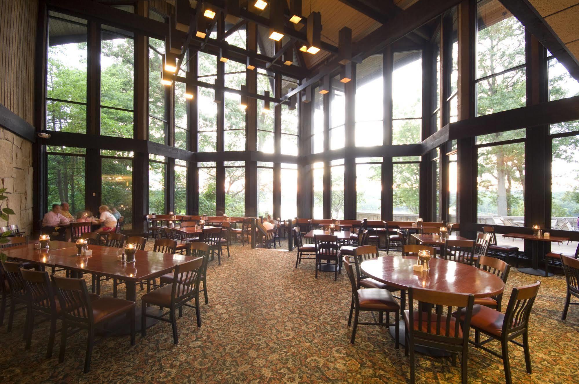 Mohican Lodge And Conference Center Perrysville Extérieur photo