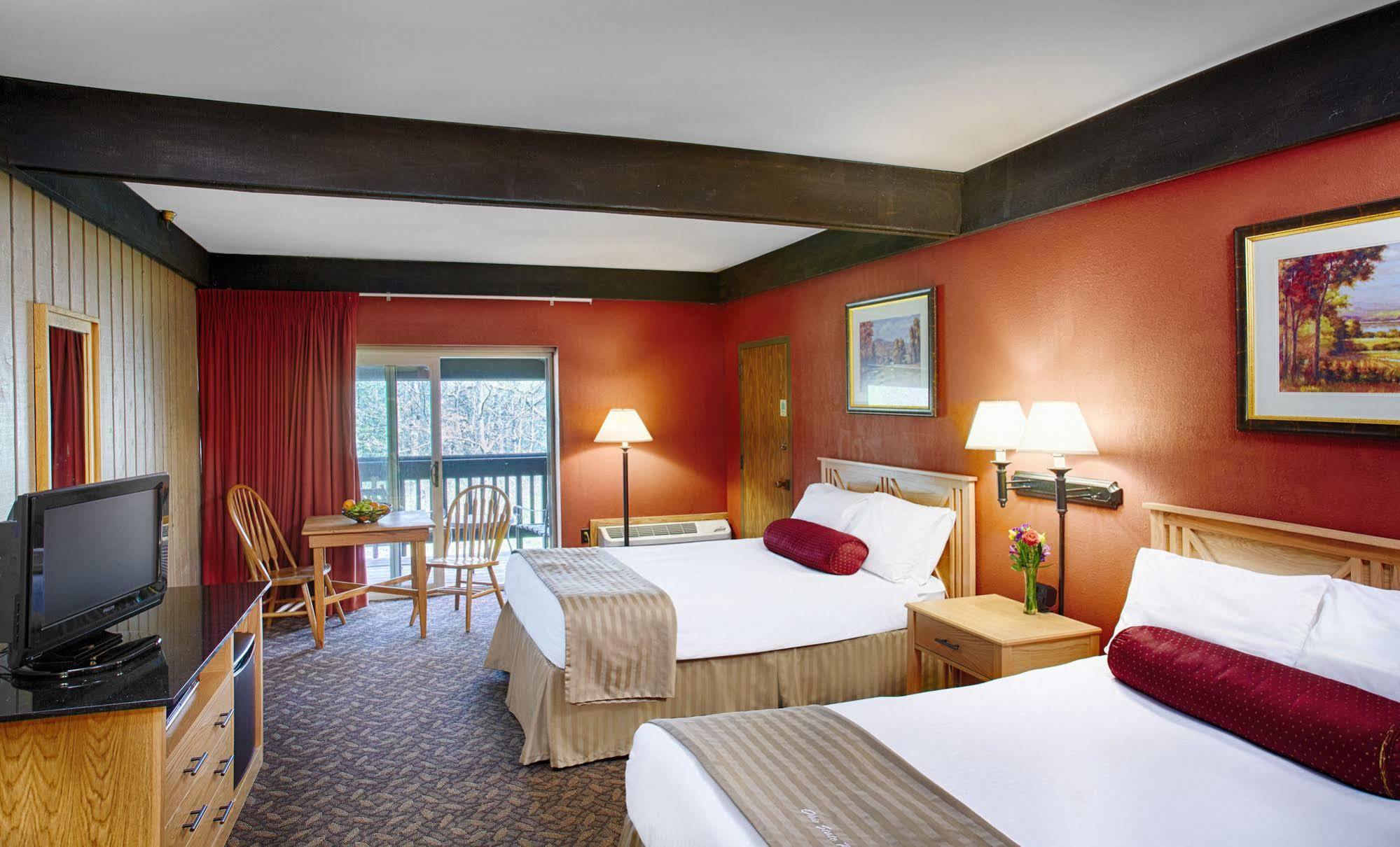 Mohican Lodge And Conference Center Perrysville Extérieur photo