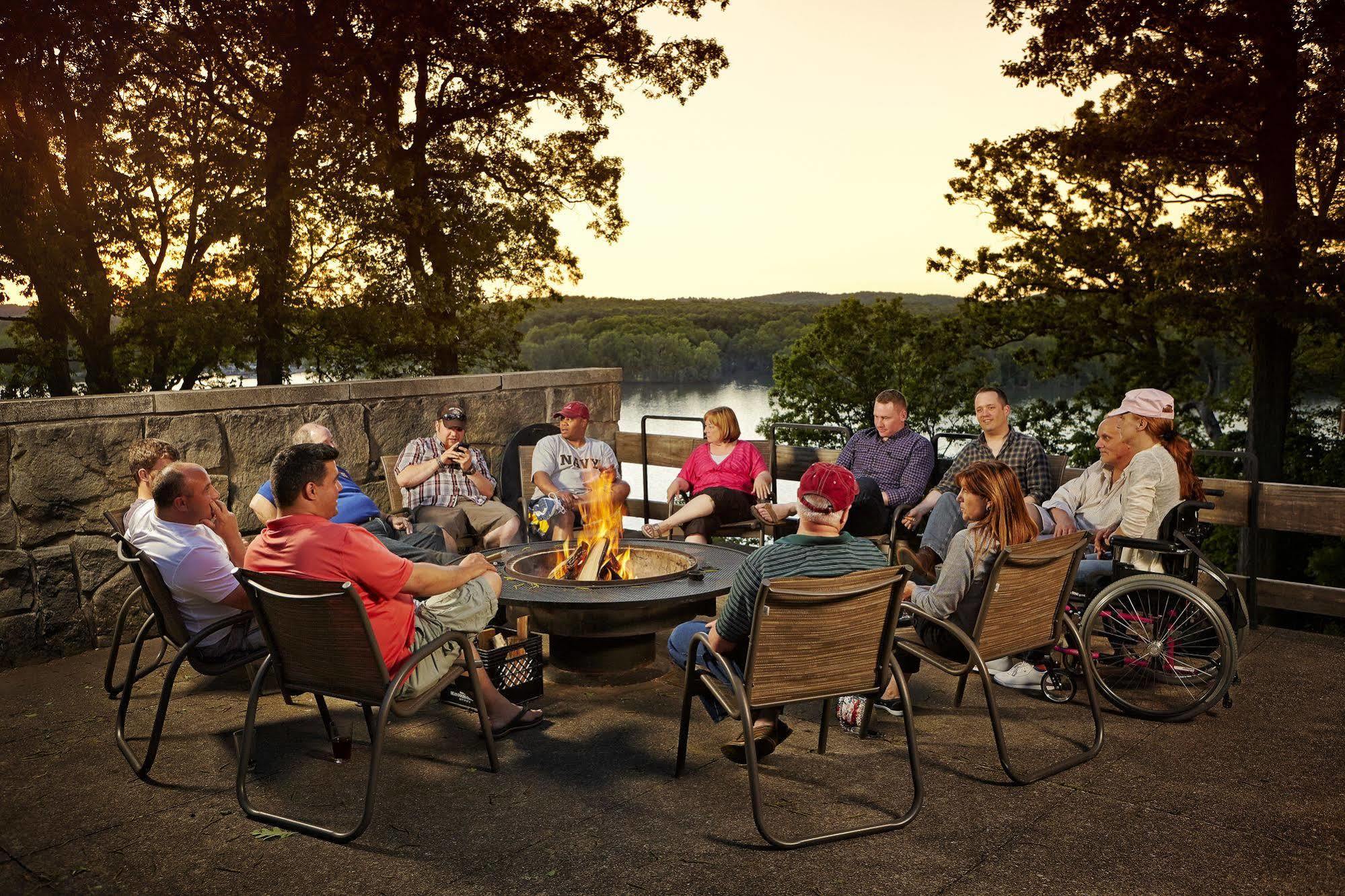 Mohican Lodge And Conference Center Perrysville Extérieur photo